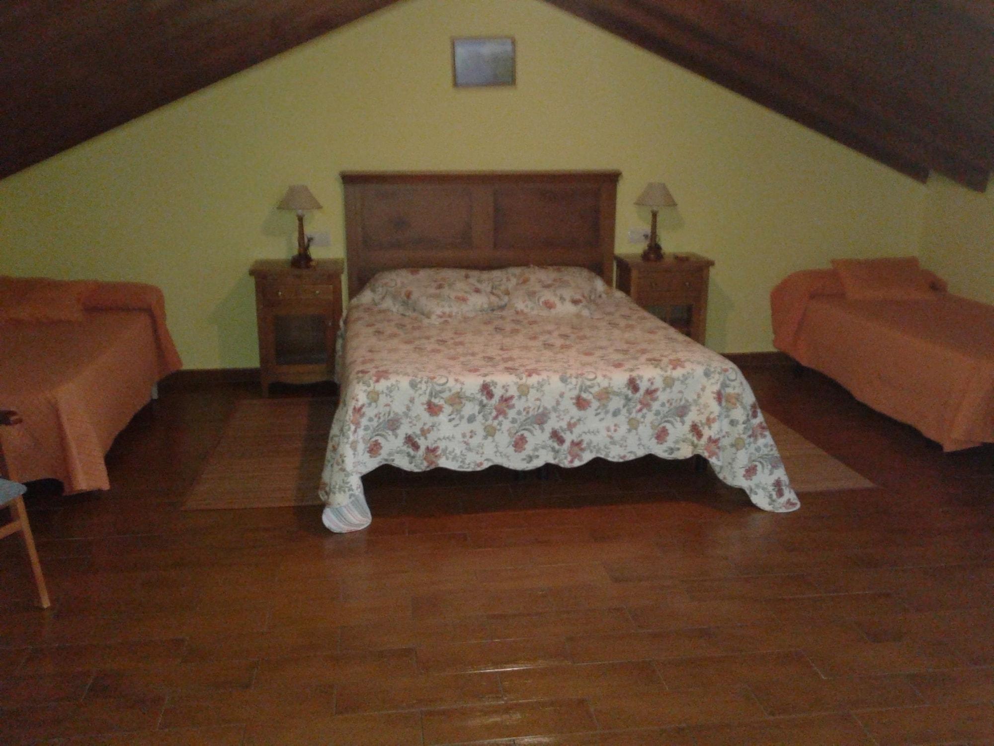 Casa De Aldea Ruiloba Hotel Camango ภายนอก รูปภาพ