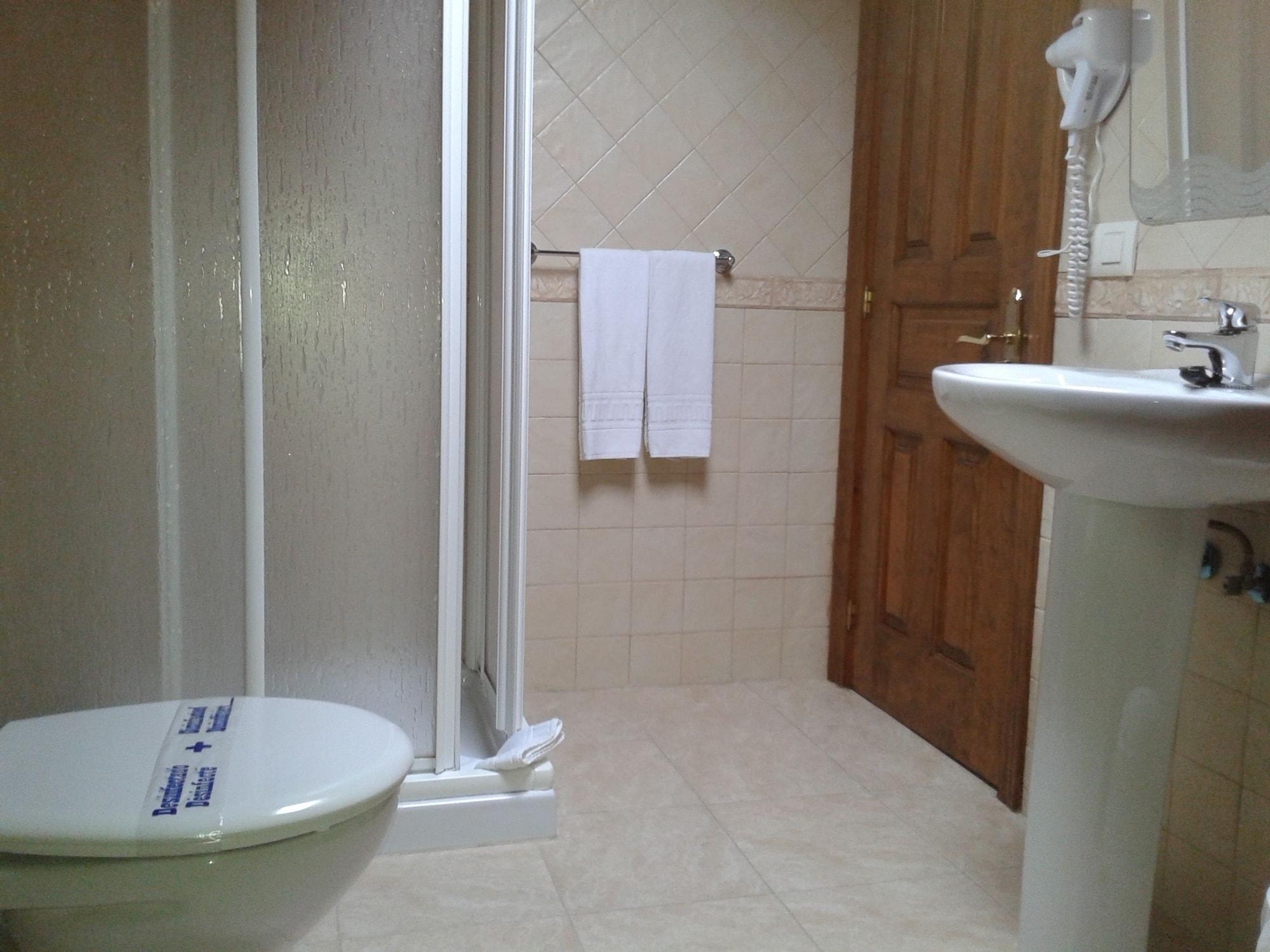 Casa De Aldea Ruiloba Hotel Camango ภายนอก รูปภาพ